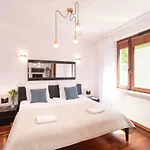 Beachfront Apartment Haga With Free Parking By Noclegi Renters